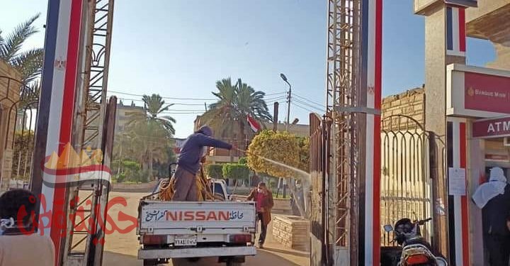 النظافة والتطهير والرش والتعقيم لمصالح الحكومية بمركز ومدينة سيدي سالم متابعه هيكل لهذه الأعمال