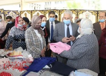 أفتتاح المعرض السنوي لملابس الطلاب بجامعه طنطا بمختلف الكليات لخدمة الطلاب