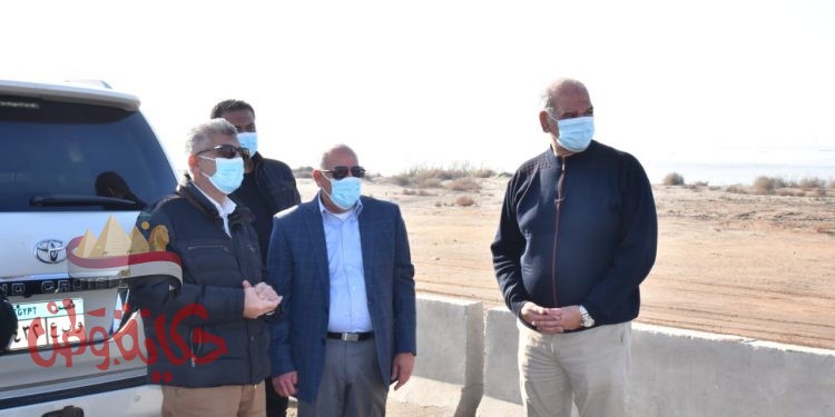 محافظ بورسعيد يتفقد مدخل بورسعيد من محور ٣٠ يونيو ويتابع سير العمل في الموقع الجديد لمنفذ الحي الاماراتي