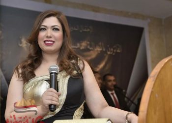 فيروز نبيل تحصل على الميدالية الذهبية في الحفل الدولي الرابع للكتاب والإعلاميين