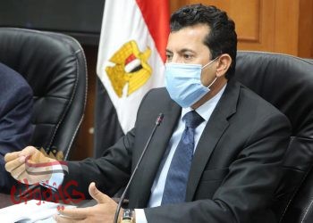 وزير الرياضة يبحث آخر الاستعدادات الطبية والإجراءات الاحترازية  للمونديال