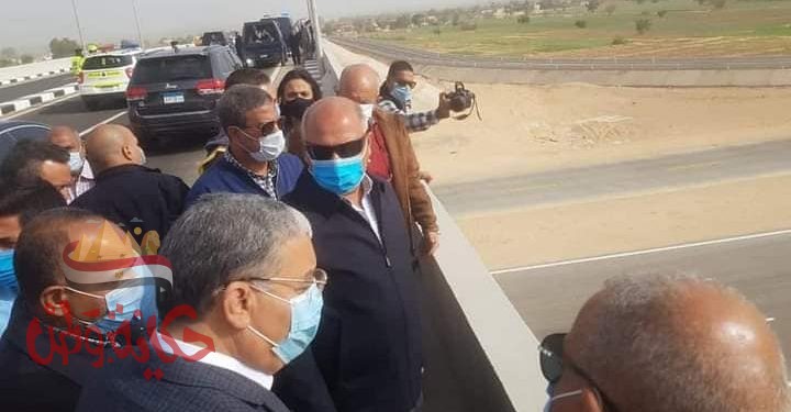 وزير النقل ومحافظ المنيا يتابعان معدلات تنفيذ محور سمالوط وتطوير الصحراوي الغربي