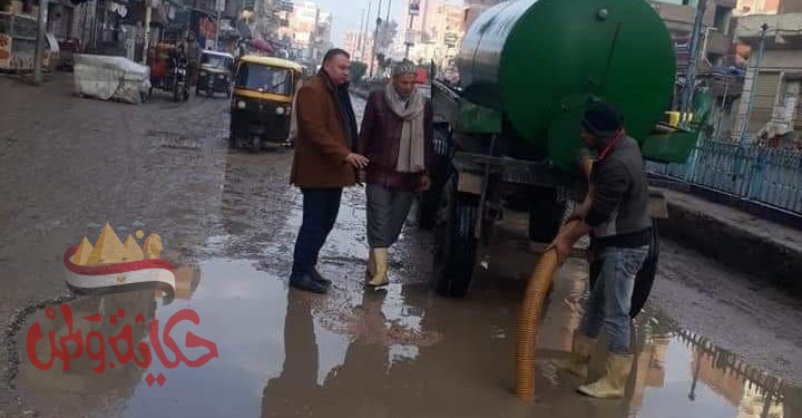 شريف هيكل يتابع استمرار رفع كفاءة منظومة النظافة ورفع مياة الأمطار أول بأول بسيدي سالم