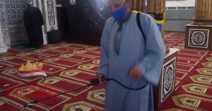 المنوفية : تطهير المسجد الكبير بقرية كفر طه شبرا ضمن الإجراءات الخاصة بمجابهة فيروس كورونا.