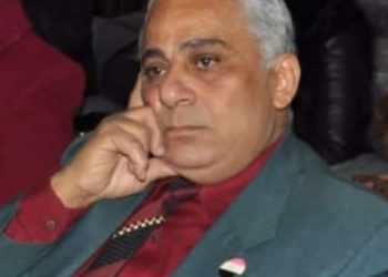 رسائل لم تبعث وسلب الزمان الصبر مني وكان العمر في عينيك أمنا