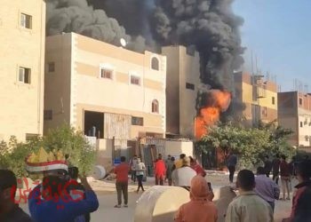 عاجل حريق ضخم بمصنع لإنتاج التنر بالروبيكى بالمنطقة الصناعية الثالثة بالعاشر من رمضان