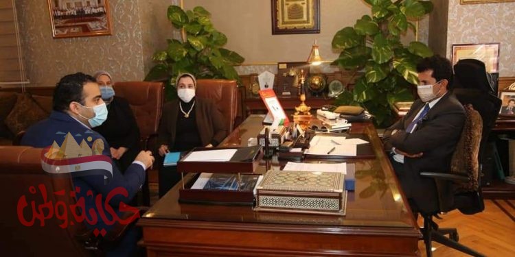 وزير الشباب والرياضة يناقش مشروع تطوير التفكير العلمي للنشئ والشباب