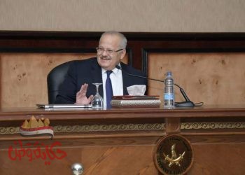 رئيس جامعة القاهرة في محاضرة أمام 400 ضابط من 12 دولة بكلية القادة والأركان