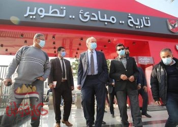 وزير الرياضة يتابع