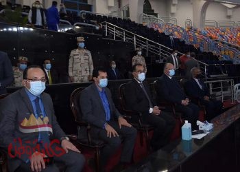 مدبولي ينقل للاعبين تحيات