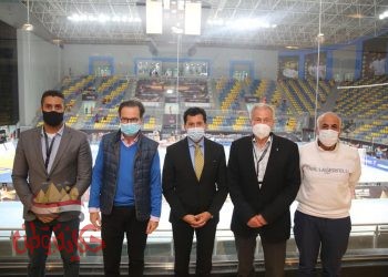 وزير الشباب والرياضة يشهد