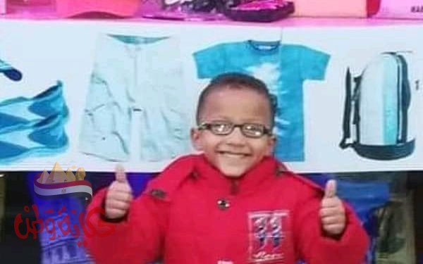 رحيل فهد طفل القصير تاركا وراءه دموع والديه ومحبيه