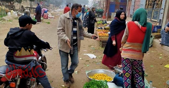 رحمي يتابع جهود مدينة السنطة في رفع المخلفات اليومية وفض 3 أسواق