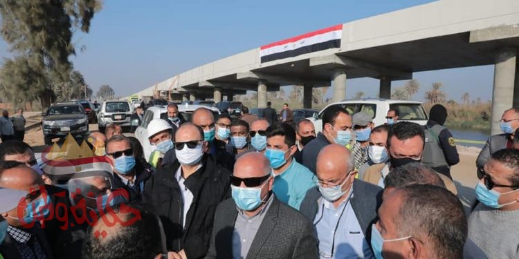 وزير النقل يتابع