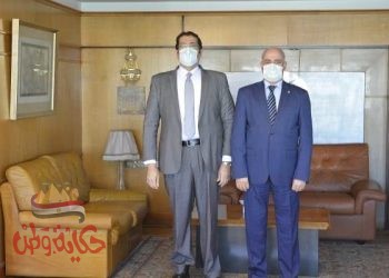 رئيس جامعة الفيوم يستقبل رئيس الجامعة المصرية للتعلم الإلكتروني الأهلية لبحث التوسع في سبل التعاون