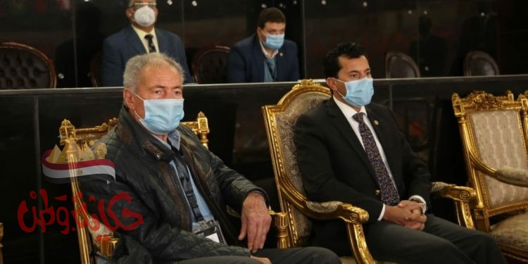 وزير الرياضة يؤازر المنتخب الوطني أمام السويد في مباراة صدارة المجموعة السابعة