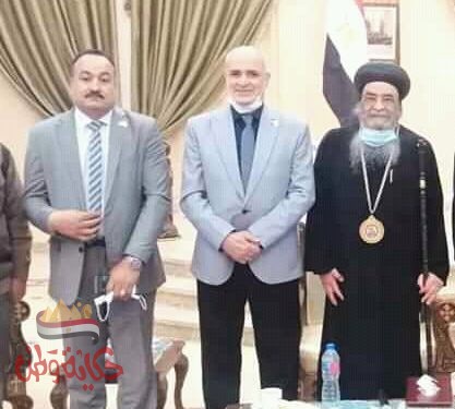 رئيس جامعة الفيوم يقدم التهنئة إلى نيافة الأنبا إبرام مطران الفيوم بعيد الميلاد المجيد