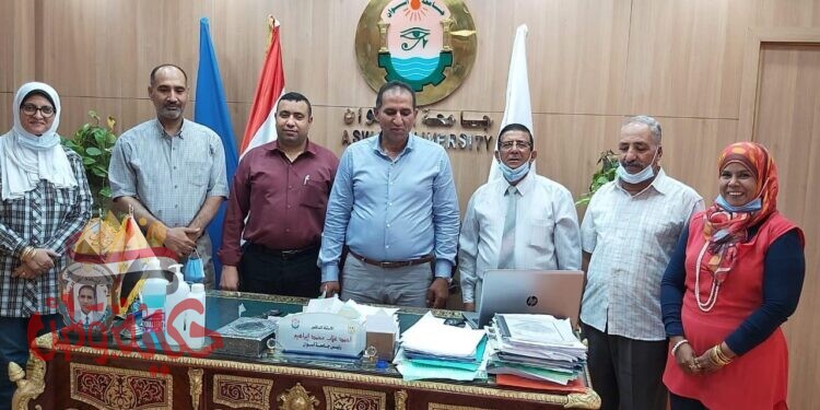 جامعة أسوان : صحة المواطن  والتوعية بأهمية المناعة في ظل جائحة كورونا