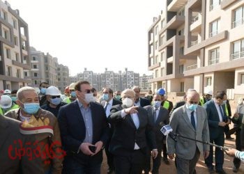 رئيس جامعة القاهرة: في 3 سنوات إنجاز مدينة كاملة 425 عمارة .. خمسة آلاف شقة