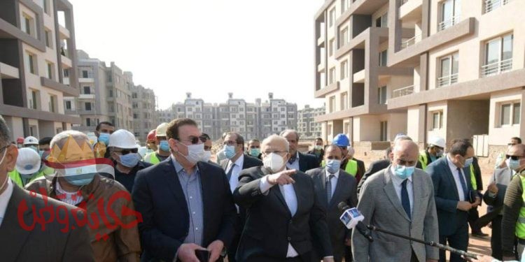 رئيس جامعة القاهرة: في 3 سنوات إنجاز مدينة كاملة 425 عمارة .. خمسة آلاف شقة