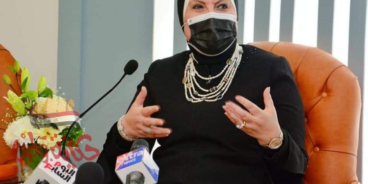 وزيرة التجارة والصناعة تعقد مؤتمر صحفى لعرض أهم نتائج المعرض