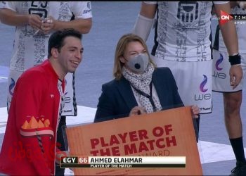 الأحمر رجل مباراة مصر والاتحاد الروسي بمونديال اليد