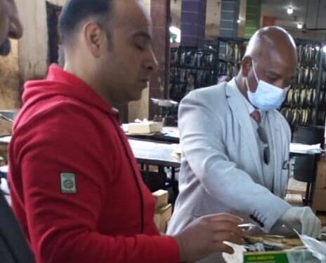 أبو هاشم وحملة تموينيه لضبط صاحب مصنع رنجة غير مرخص بطريقة قصر نصر بالغربيه