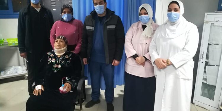 الحاجة سعدية تثير