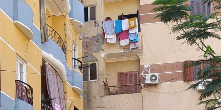 35 اسرة تستغيث بمحافظ القليوبية