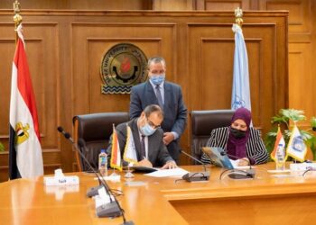 معهد بحوث البترول وجامعة السويس