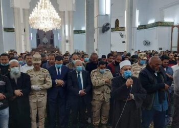 الغضبان : يتقدم المشيعين لجنازة