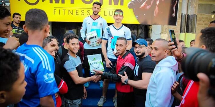 اهتمام عميد العاب القوى