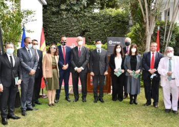 صبحي وسفير اسبانيا يشهدان انطلاق قاموس عربي اسباني متخصص في كرة القدم