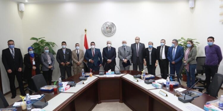 التعليم العالي: توقيع بروتوكول تعاون بين معهد إعداد القادة والاتحاد الرياضي المصري للجامعات