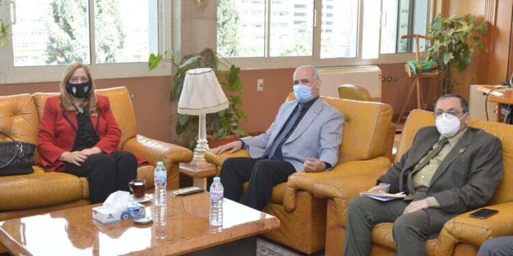 رئيس مجلس الأعمال