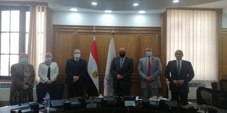 بحث سبل التعاون