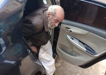 التدخل السريع بتضامن الغربية ينقذ مواطن بلا مآوى وايداعه بدار المسنين والعجزه بطنطا
