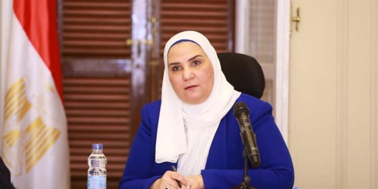 القباج “التراخيص تيسر اجراءات حصول الصياد علي التأمين الصحي وبطاقة التموين