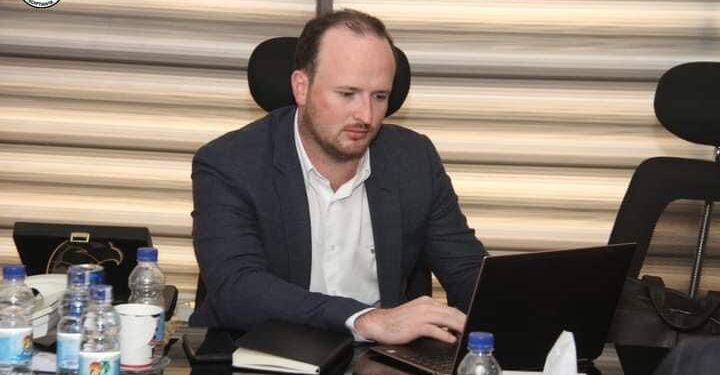 اتحاد الكرة يستقبل مندوبا عن الشركة المنفذة لVAR في كأس العالم للأندية