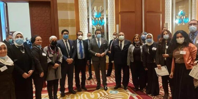 ١٣ باحثا من جامعة حلوان خلال حفل تخرج الدفعة الأولى لبرنامج التميز البحثي متعدد التخصصات