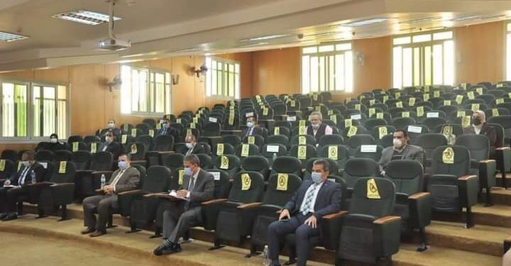 مجلس عمداء جامعة كفرالشيخ يناقش إجراءات وضوابط امتحانات الفصل الدراسي