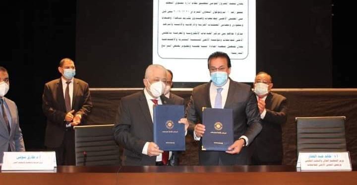 استئناف الدراسة بالجامعات  وإجراء الامتحانات وسط إجراءات احترازية