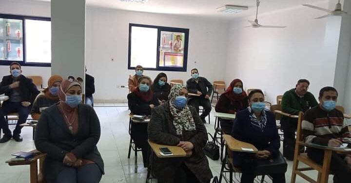 مناقشة الاستعدادات الخاصة بحملة التطعيم ضد شلل الأطفال «صحة الفيوم »