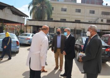 محافظ القليوبية  يتفقد المنظومة الصحيه بعدد من المستشفيات واعمال الرصف