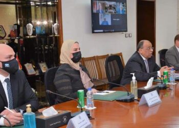 وزراء التنمية المحلية والتضامن الاجتماعي والرى والزراعة يناقشون جهود التخلص الآمن من نواتج تطهير الترع والمصارف بمحافظة البحيرة