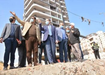 تفقد أعمال التطوير بمدينة طنطامحافظ الغربية ونائبه