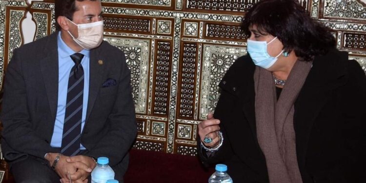 وزير الثقافة : الحلم يتحول الى حقيقة ، و المسرح وسيلة لمجابهة الافكار الظلامية