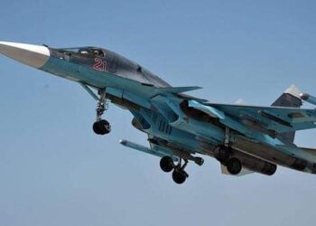 الطيران الروسي يستهدف مواقع بالقرب من معبر باب الهوى الحدودي مع تركيا