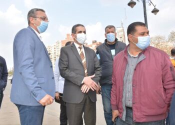 محافظ الغربية ونائبه يتفقدان المرحلة الثالثة والرابعة من تطوير كورنيش طنطا