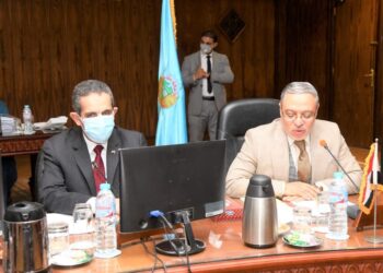 محافظ الغربية يثمن جهود جامعة طنطا في خدمة المجتمع